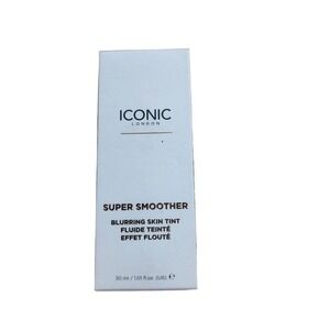 Iconic London Super Smoother Blurring Skin Tint Golden Tan
